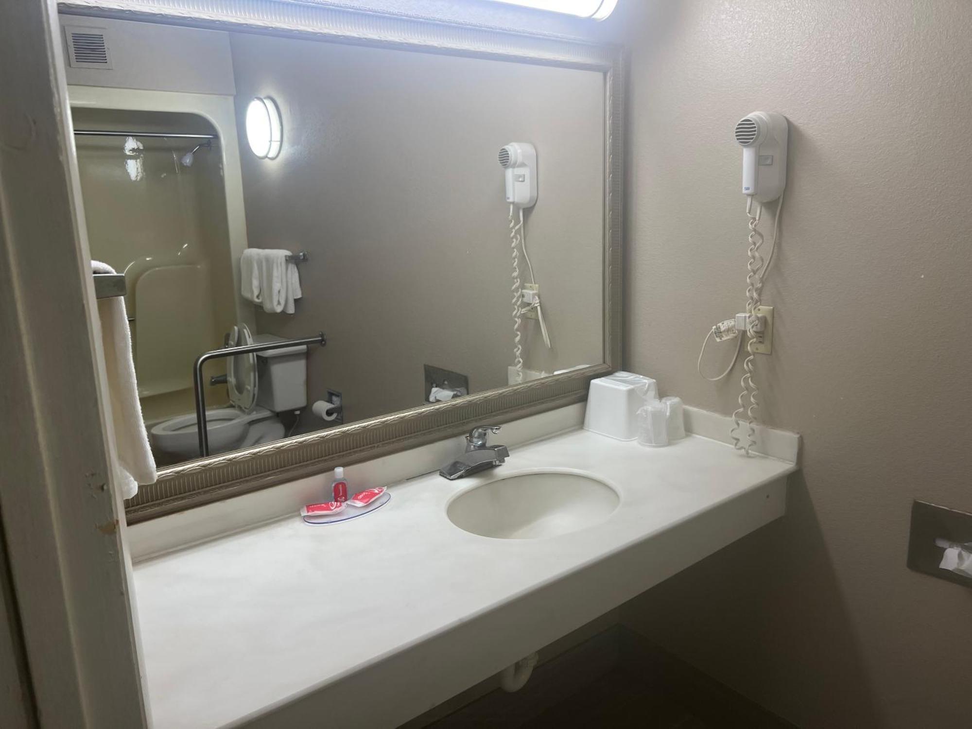 Econo Lodge Φλωρεντία Εξωτερικό φωτογραφία